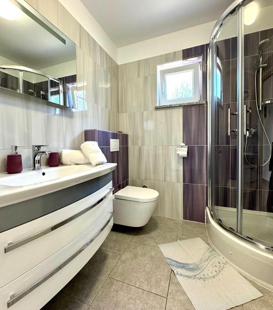 Cozy Apartment Rosmarin With A Sea View Крк Экстерьер фото